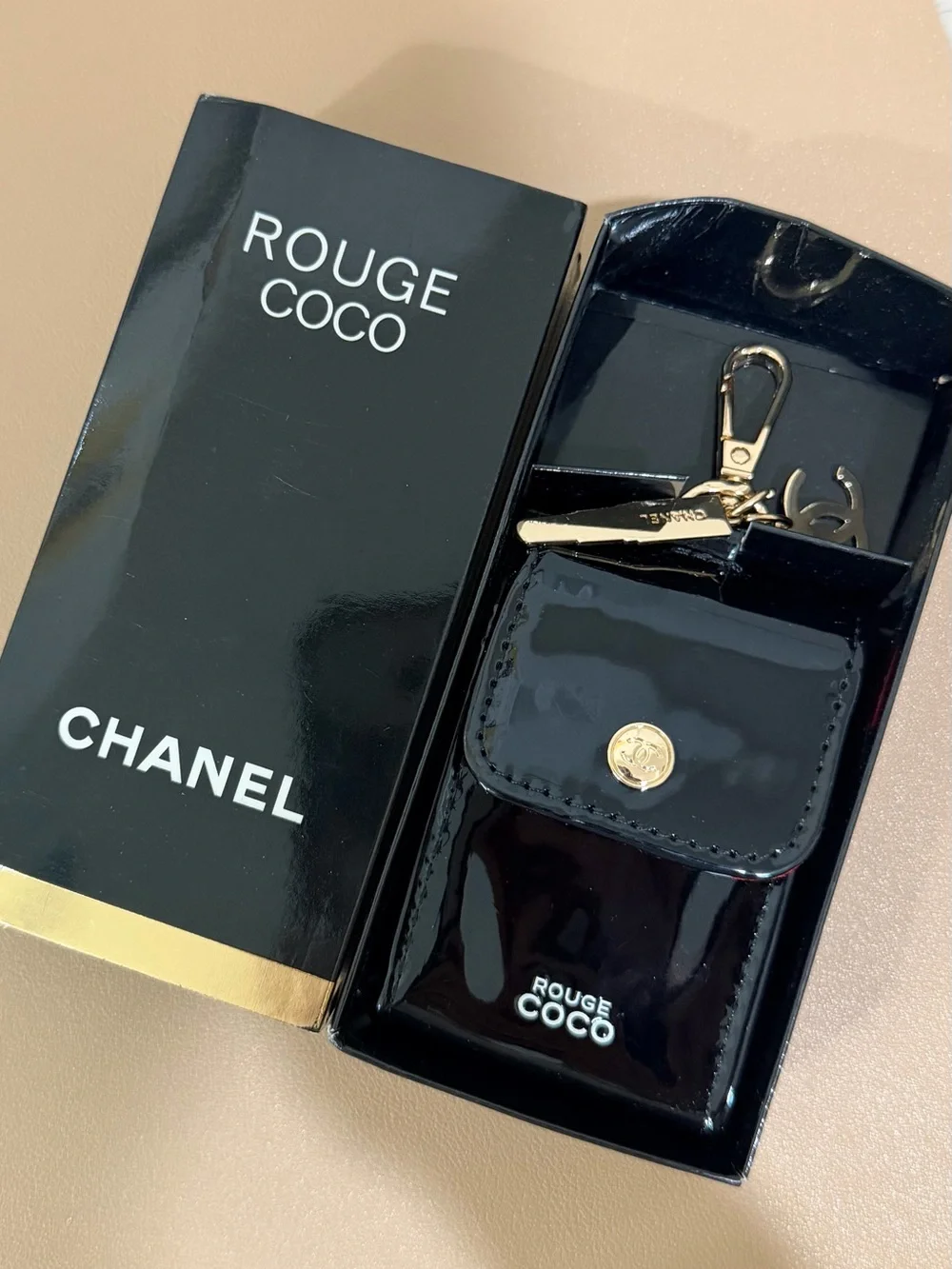 CHANEL Black Patent Rouge Coco Lipstick Holder with Gold Hardware